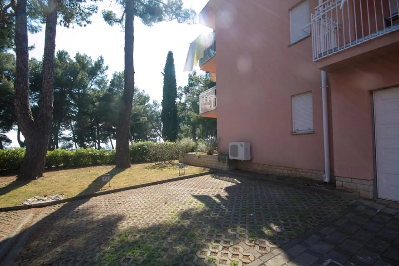Alma Apartment By The Sea Novigrad  Croatia