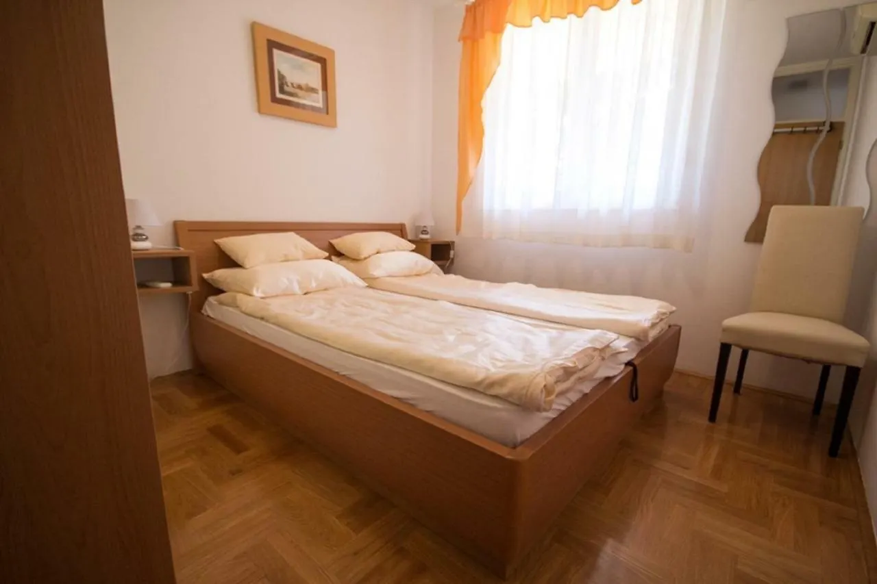 Alma Apartment By The Sea Novigrad  Novigrad (Istria)